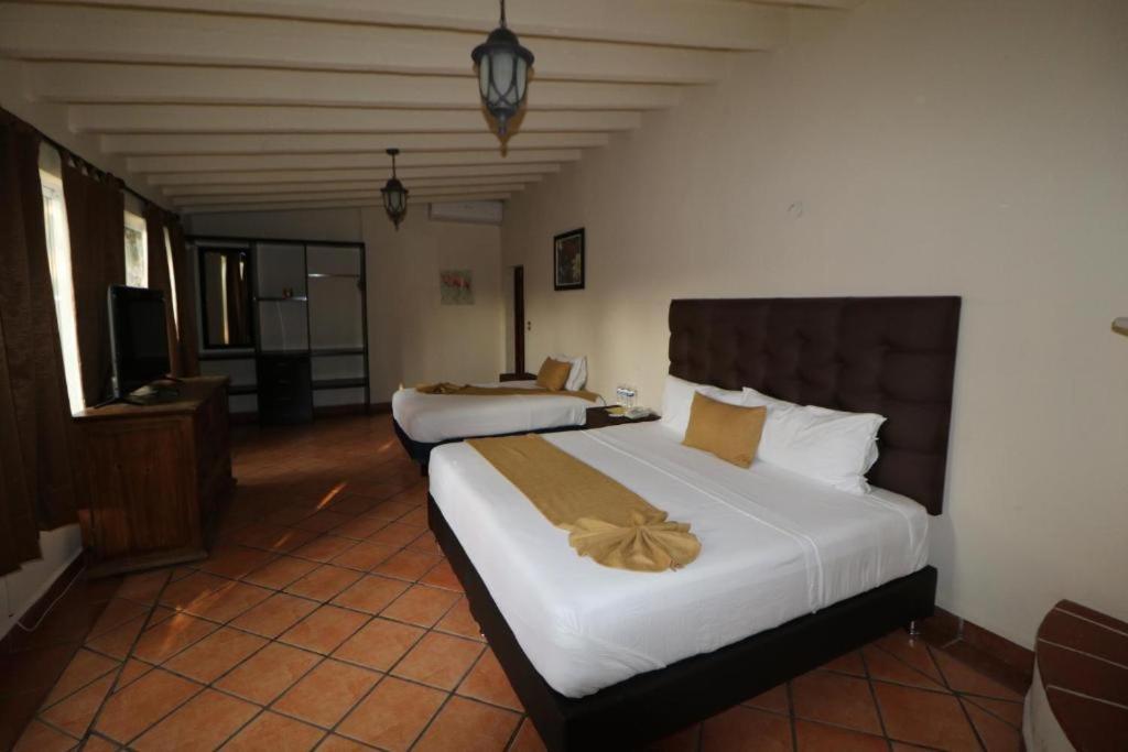 Casa Maria Emilia Otel Cuernavaca Dış mekan fotoğraf